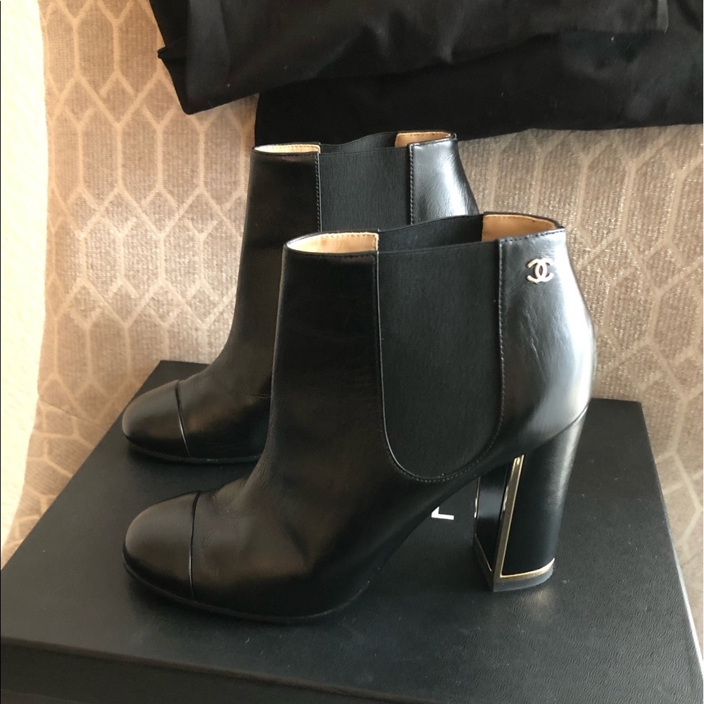 CHANEL Booties - Picture 5 of 8